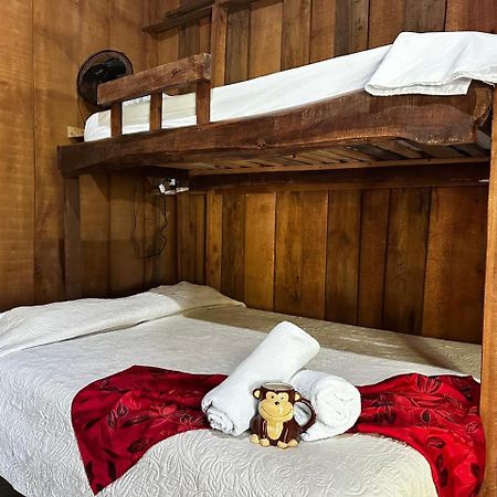 Hostel Rustico Marabi Tárcoles Eksteriør bilde