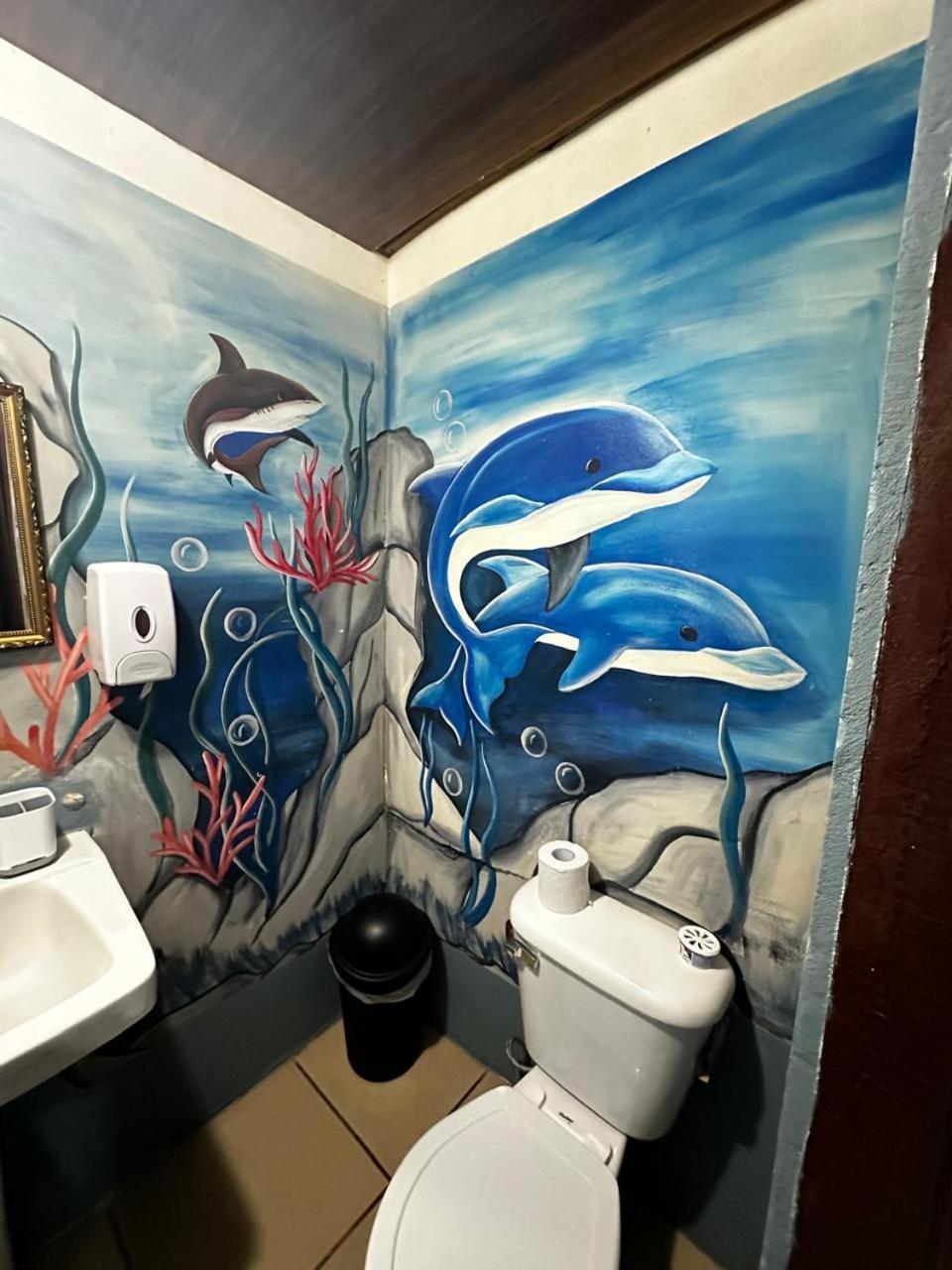 Hostel Rustico Marabi Tárcoles Eksteriør bilde